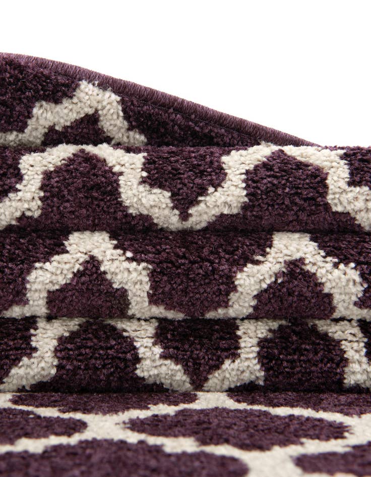 Detail image of  4' x 6' Lattice Rug