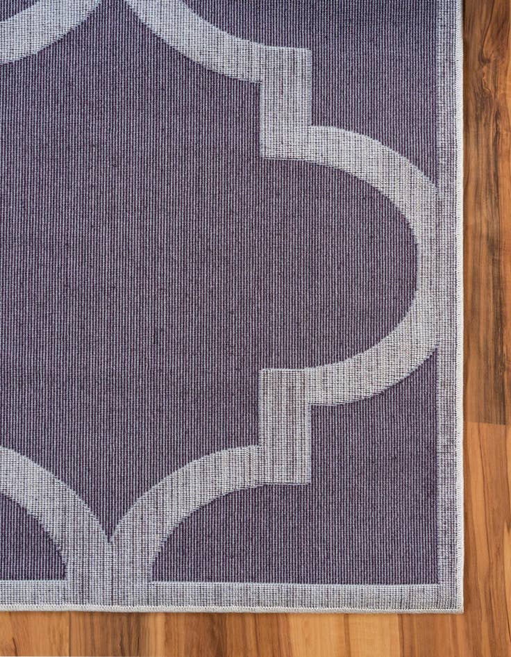 Detail image of  9' x 12' Lattice Rug