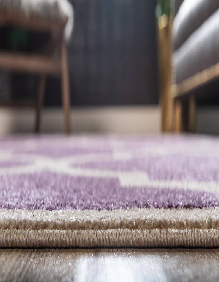 Detail image of  4' x 6' Lattice Rug