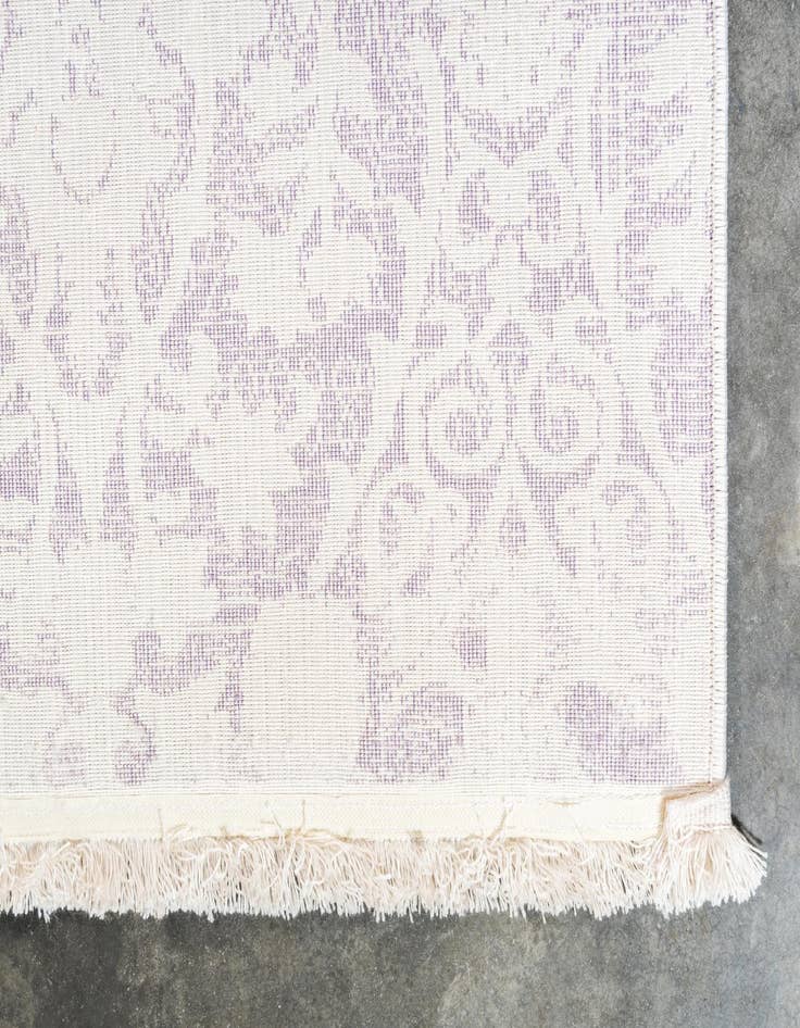 Detail image of  10' x 13' Modern Classical Rug