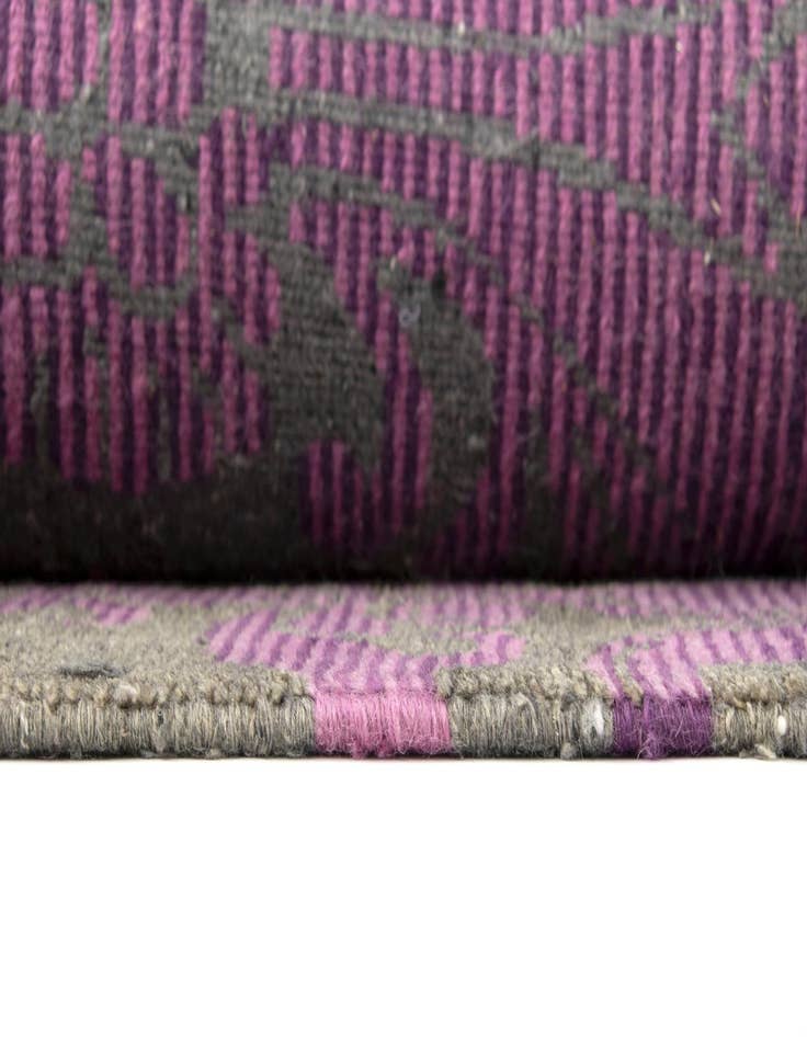 Detail image of  7' 9 x 9' 11  Hand Knotted Modern Nehmo Rug