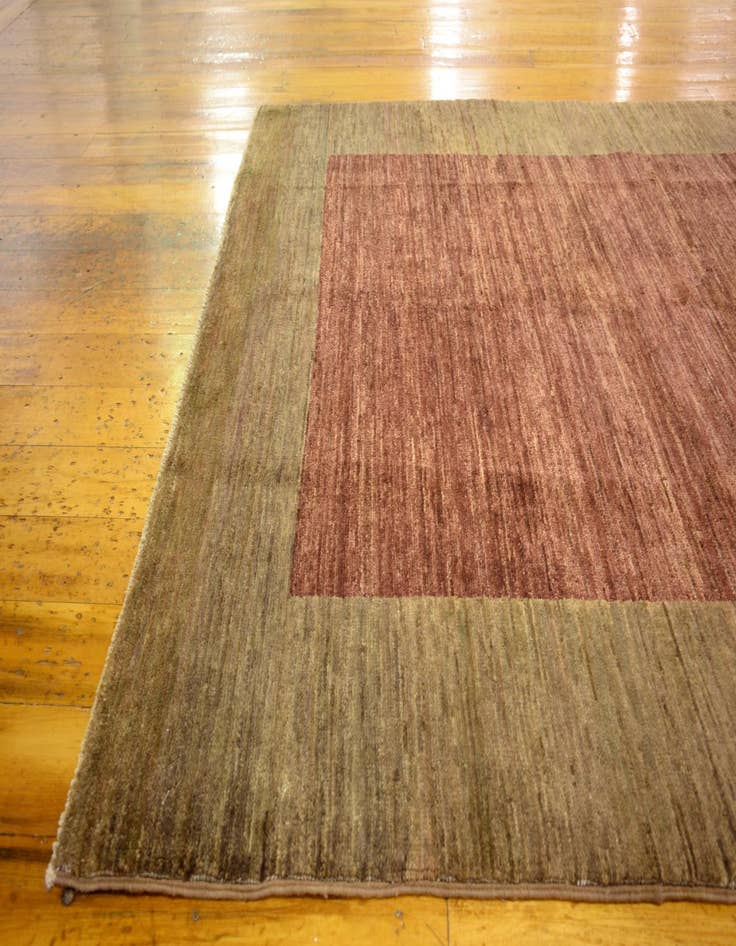 Detail image of  3' 10 x 5' 10  Hand Knotted Modern Ziegler Oriental Rug