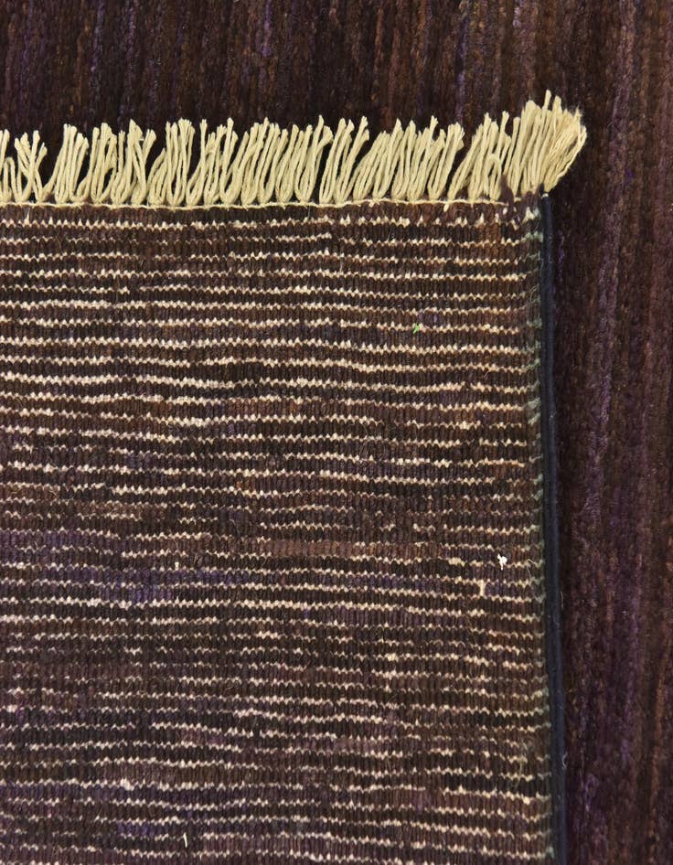 Detail image of  6' 6 x 9' 7  Hand Knotted Modern Ziegler Rug