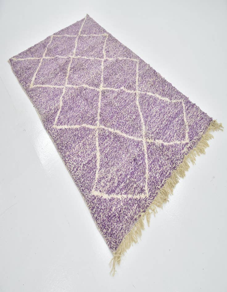 Detail image of  4' 10 x 8' 4  Hand Knotted Moroccan Wool Rug