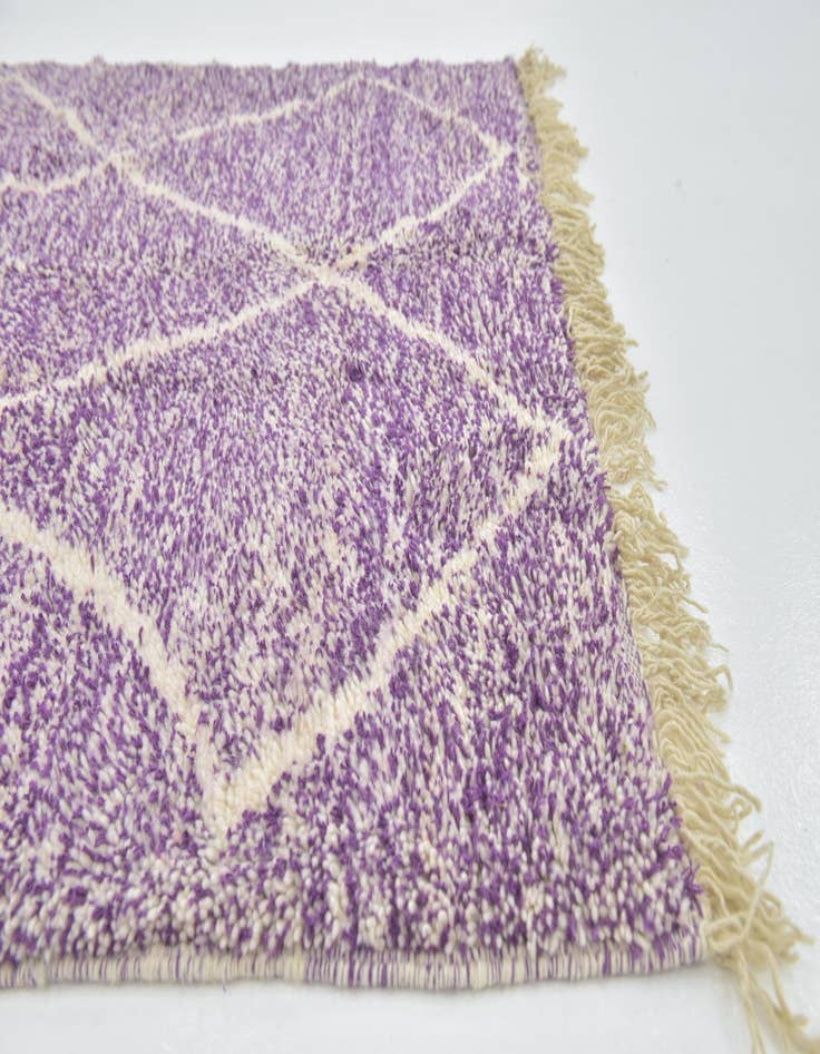 Detail image of  4' 10 x 8' 4  Hand Knotted Moroccan Wool Rug