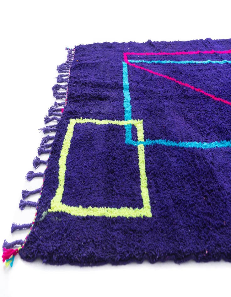 Detail image of  6' 10 x 9' 4  Hand Knotted Moroccan Wool Rug