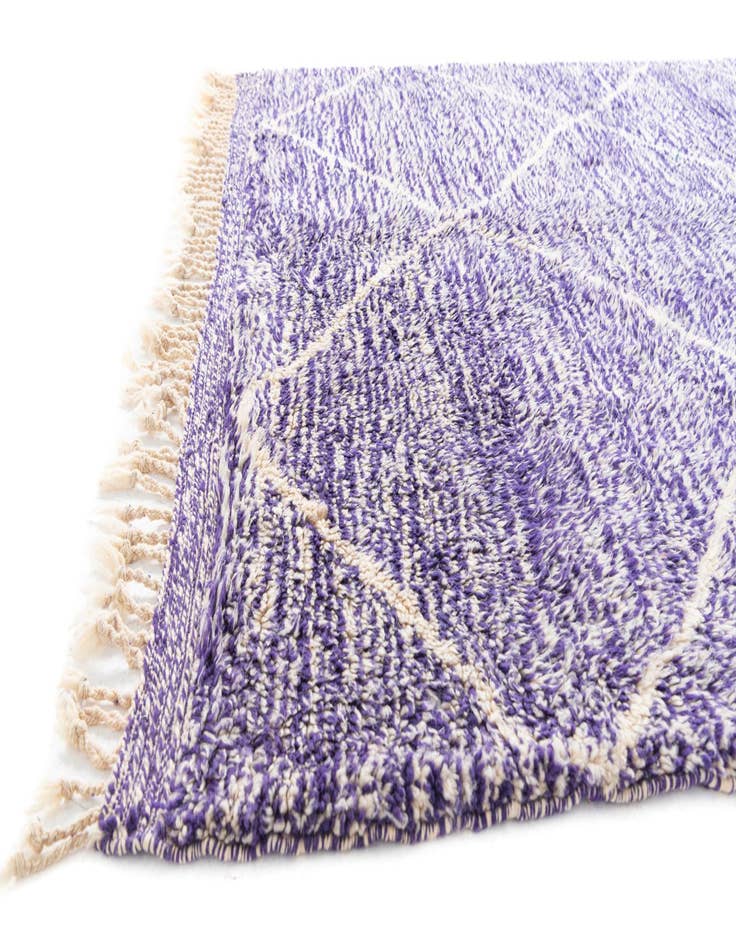 Detail image of  6' 6 x 9' 9  Hand Knotted Moroccan Wool Rug