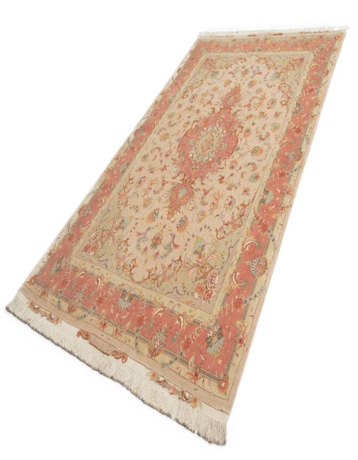 Detail image of  5' x 7' Tabriz Rug