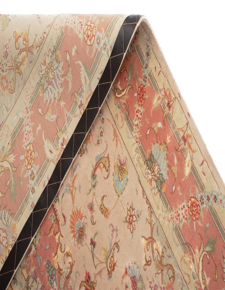 Detail image of  5' x 7' Tabriz Rug