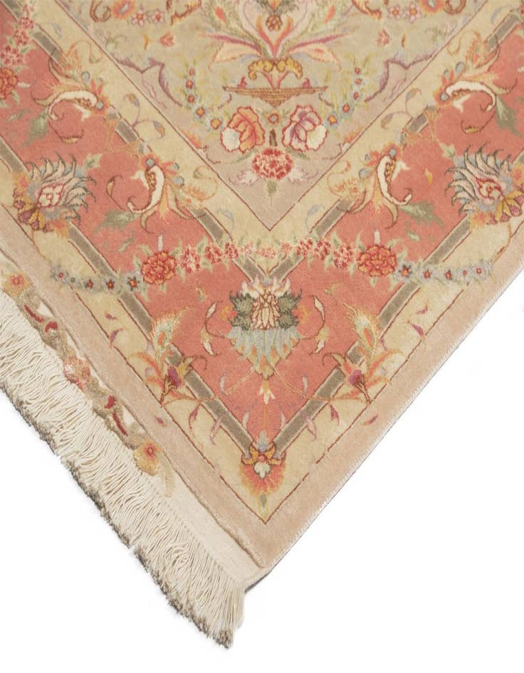Detail image of  5' x 7' Tabriz Rug