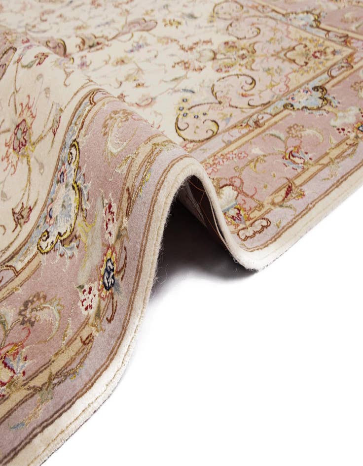 Detail image of  4' 10 x 6' 8 Tabriz Rug