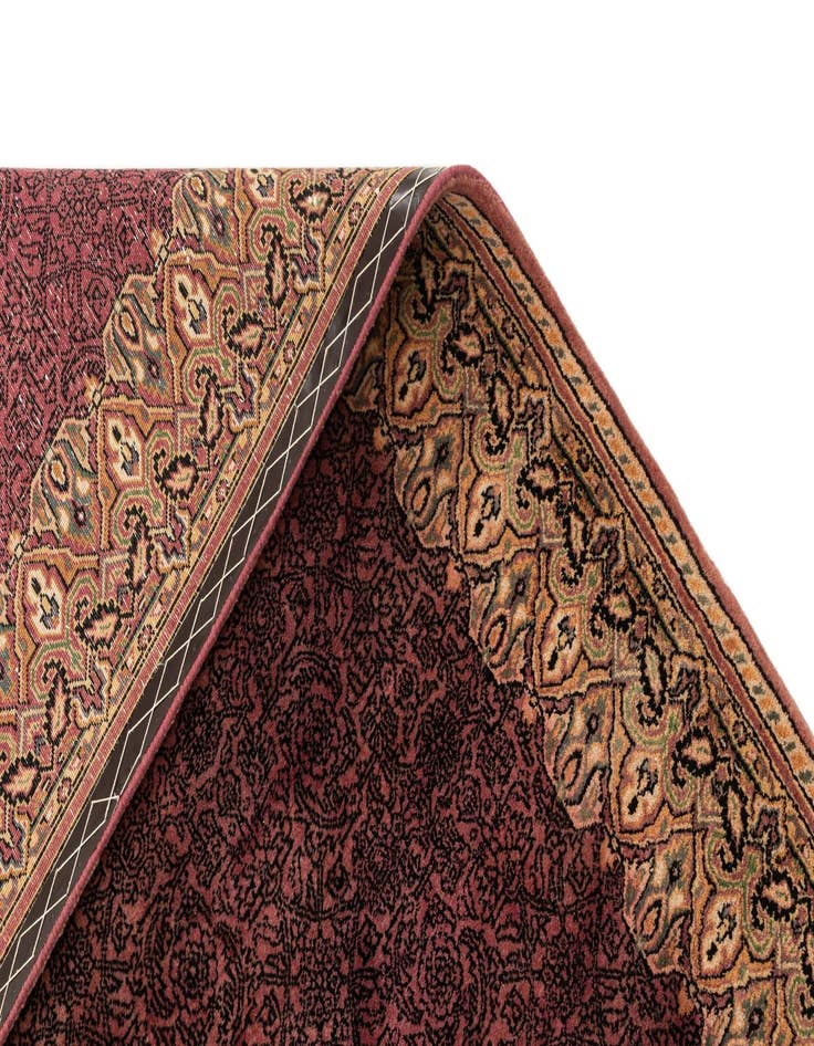 Detail image of  5' 7 x 7' 7 Taj Mahal Rug