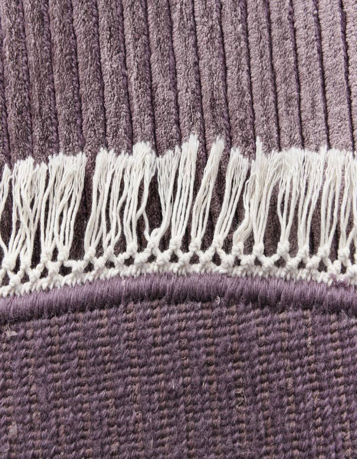 Detail image of  6' 5 x 6' 5  Hand Knotted Darya Wool Round Rug