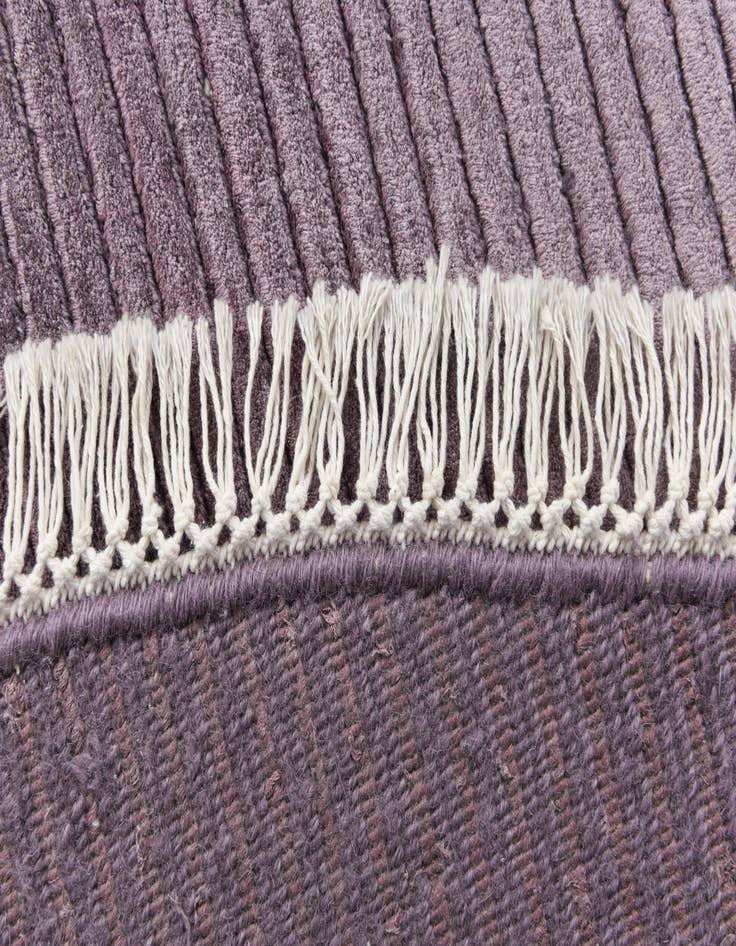 Detail image of  6' 7 x 6' 7  Hand Knotted Darya Wool Round Rug