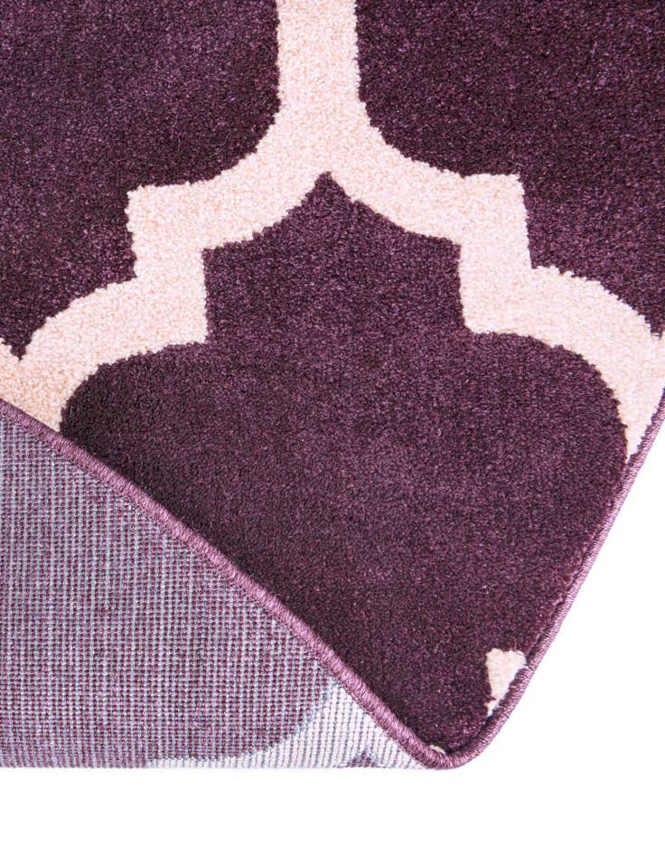 Detail image of  8' x 8' Lattice Round Rug