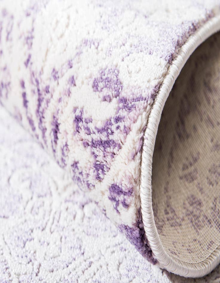 Detail image of 6' x 6' Modern Classical Round Rug