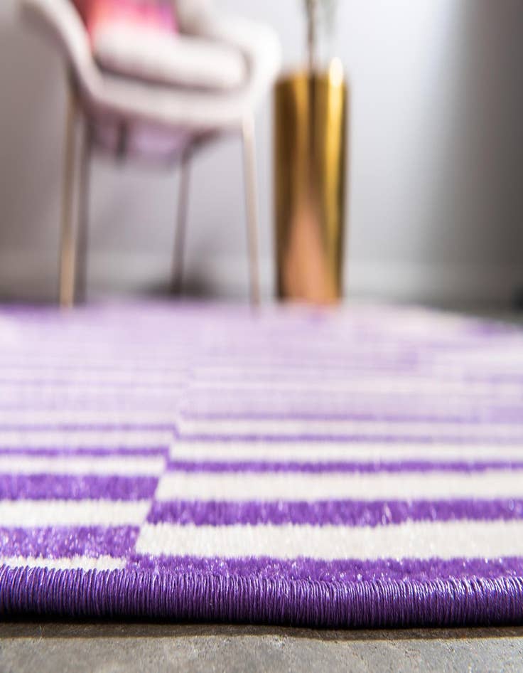 Detail image of 5' x 5' SoHo Round Rug