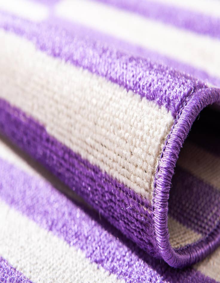 Detail image of 5' x 5' SoHo Round Rug