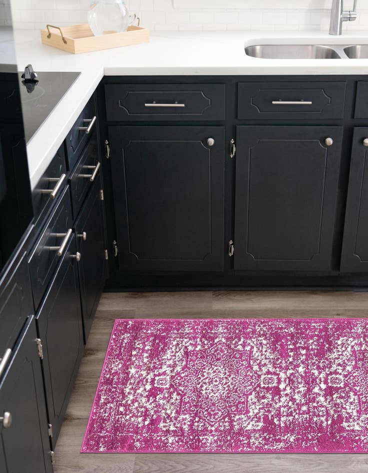 Detail image of  2' 7 x 12' Arlington Runner Rug