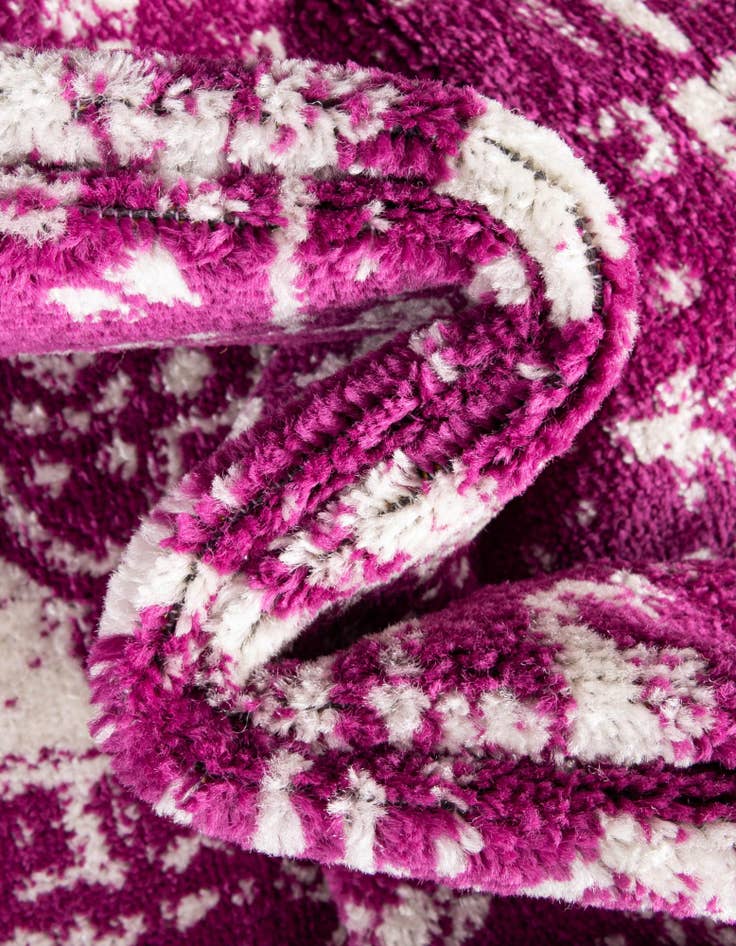 Detail image of  2' 7 x 12' Arlington Runner Rug