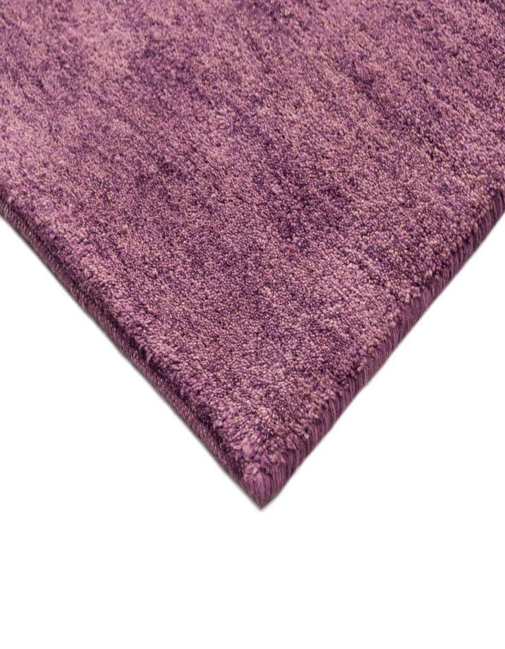 Detail image of  2' 8 x 10'  Hand Knotted Gabbeh Wool Runner Rug