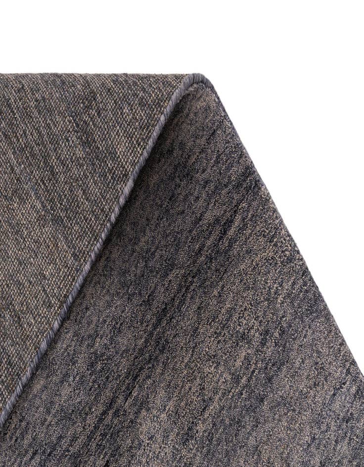 Detail image of  2' 8 x 10'  Hand Knotted Gabbeh Wool Runner Rug