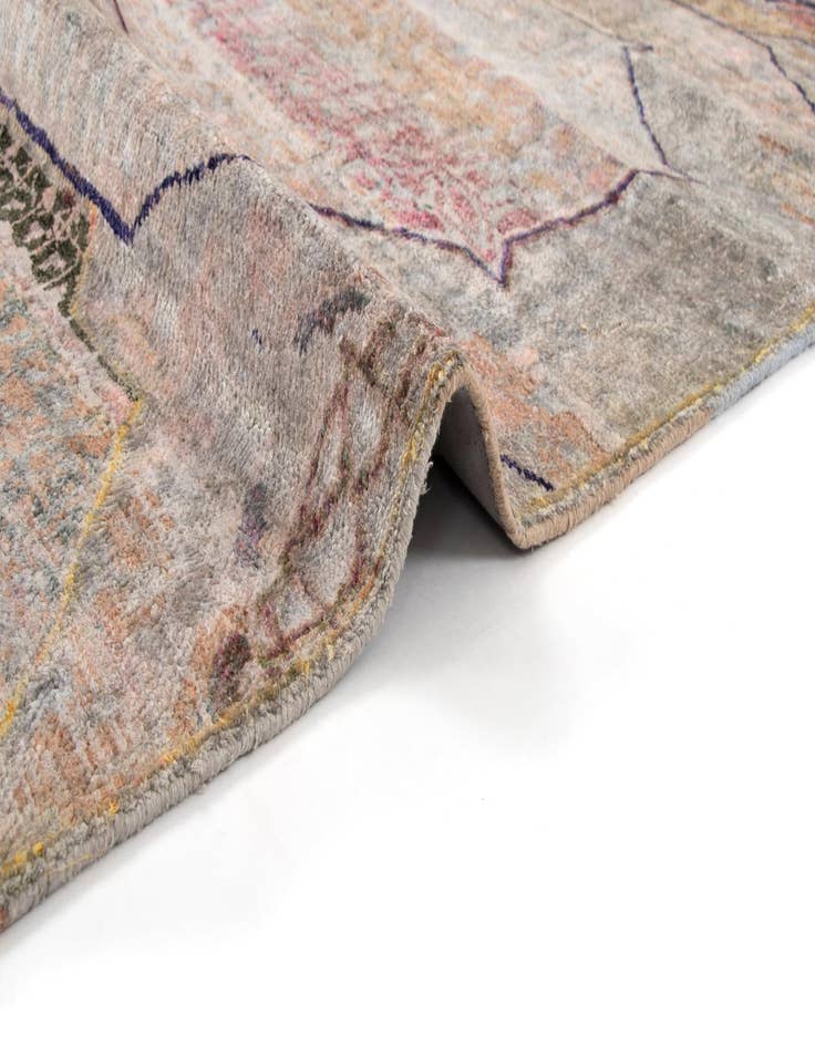 Detail image of  2' 11 x 15' Kundan Runner Rug