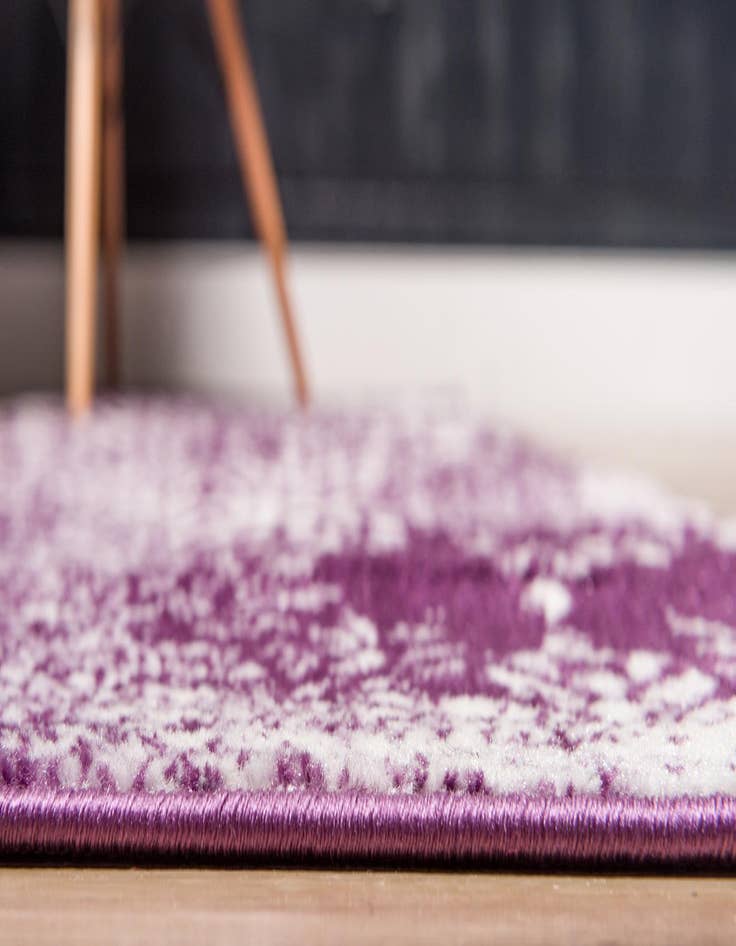 Detail image of  2' x 9' 10 Monte Carlo Runner Rug