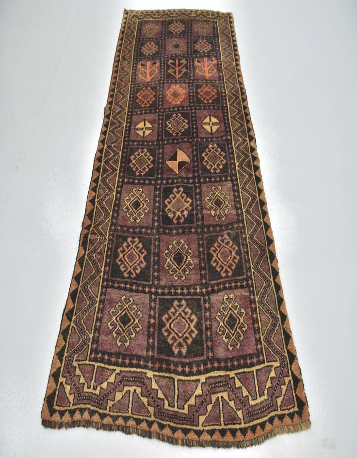 Detail image of 4' 4 x 9' Hand Knotted Shiraz-Lori Persian Wool Runner Rug