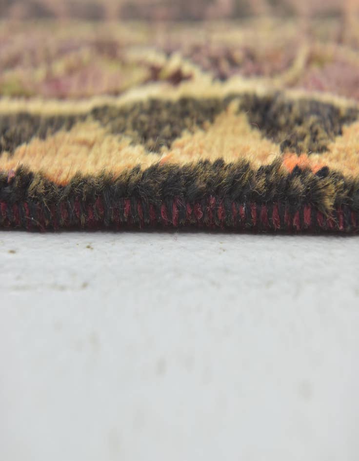 Detail image of 4' 4 x 9' Hand Knotted Shiraz-Lori Persian Wool Runner Rug