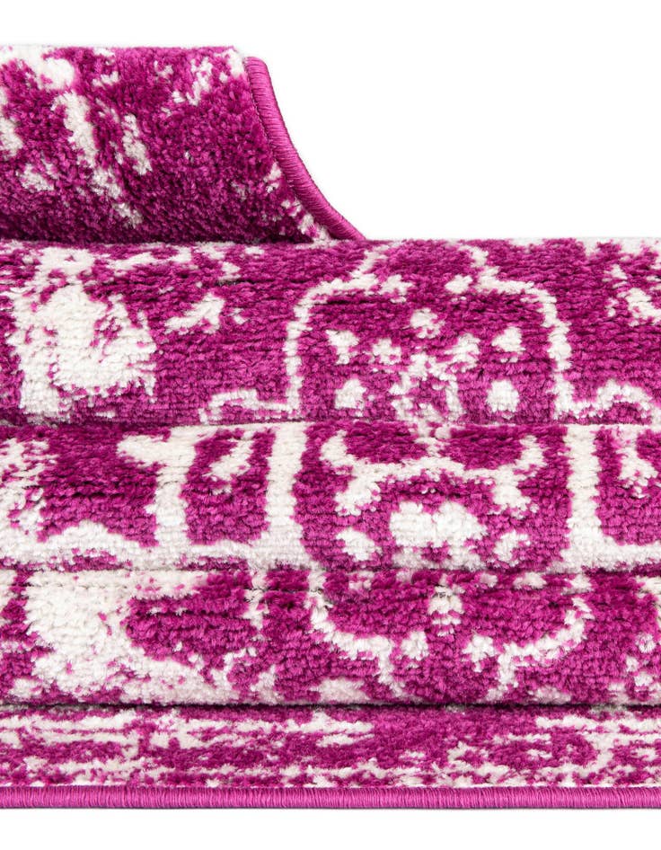 Detail image of  5' 3 x 5' 3 Arlington Square Rug