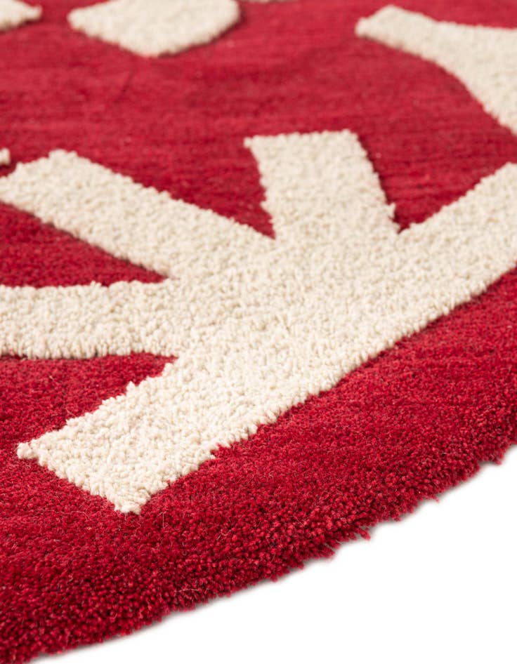 Detail image of  8' x 8' Handtufted Wool Round Rug