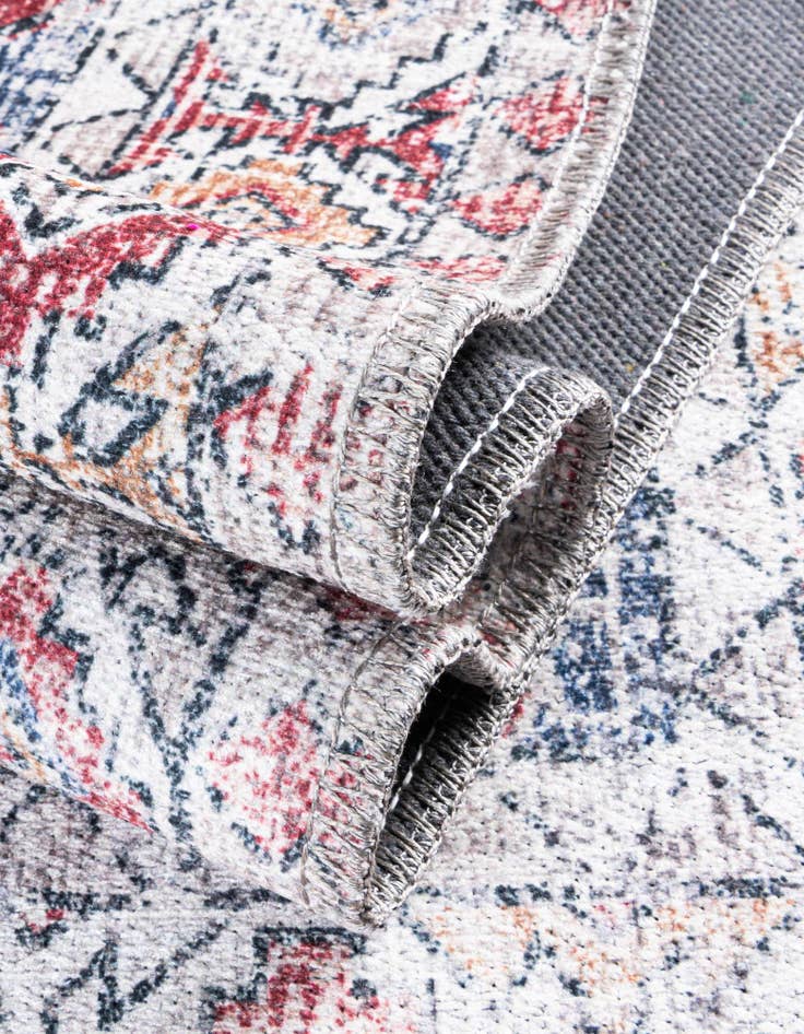 Detail image of  4' x 4' Yara Round Rug