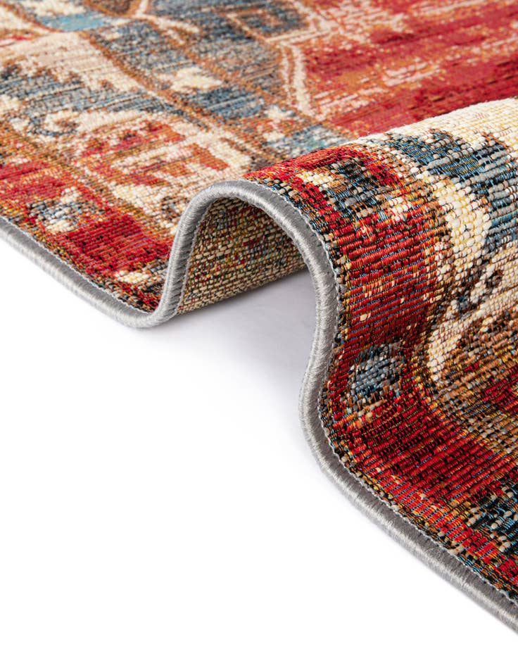 Detail image of  2' x 5'  Washable Traditional Indoor / Outdoor Runner Rug