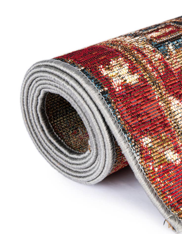 Detail image of  2' x 5'  Washable Traditional Indoor / Outdoor Runner Rug