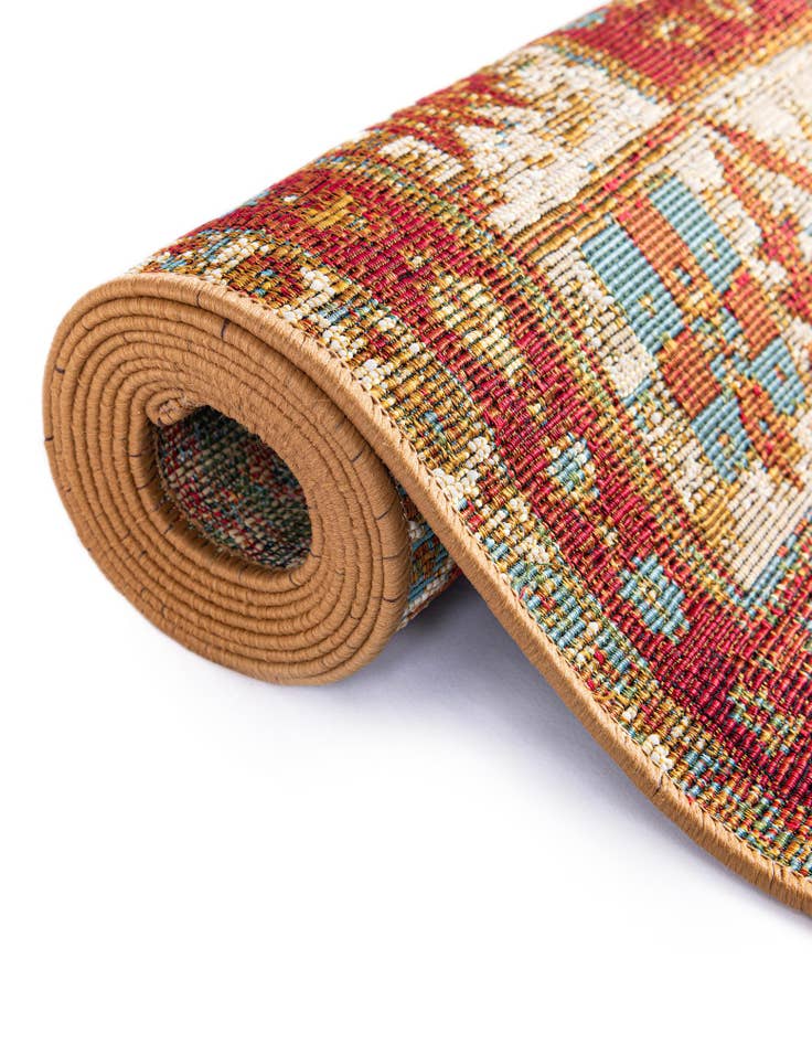 Detail image of  10' x 13'  Washable Traditional Indoor / Outdoor Rug