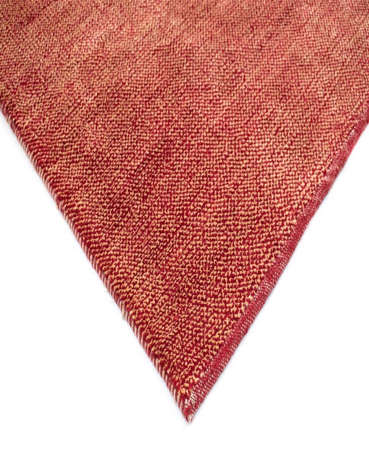 Detail image of  4' x 5' 7 Aatish Wool Rug