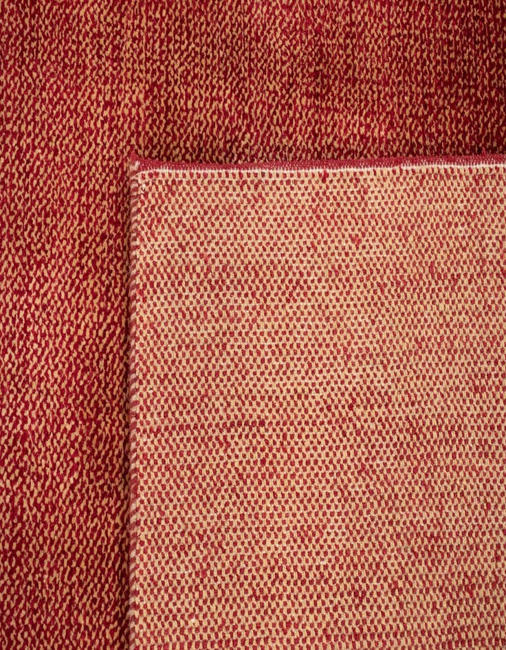 Detail image of  4' x 5' 7 Aatish Wool Rug