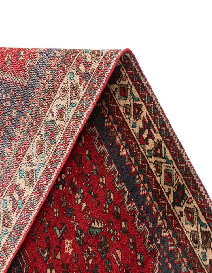 Detail image of  4' 11 x 6' 5 Abadeh Rug
