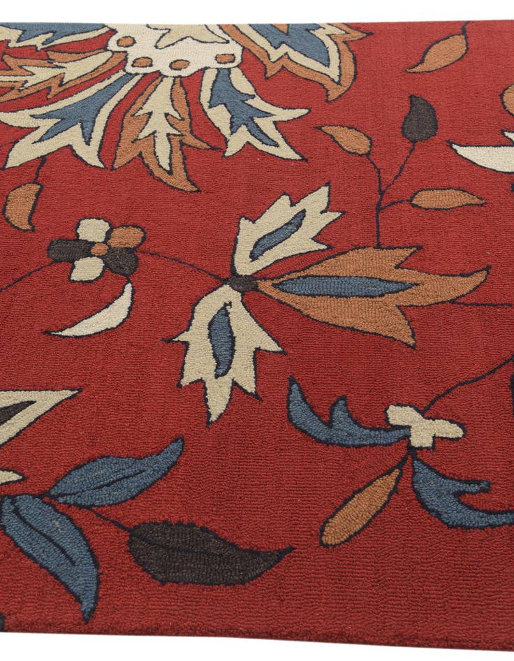 Detail image of  5' x 8' Agra Wool Rug
