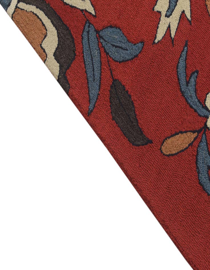 Detail image of  5' x 8' Agra Wool Rug