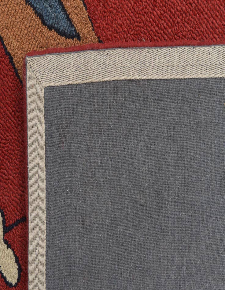 Detail image of  5' x 8' Agra Wool Rug