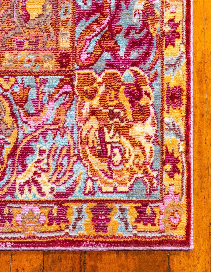 Detail image of  4' x 6' Alexis Rug