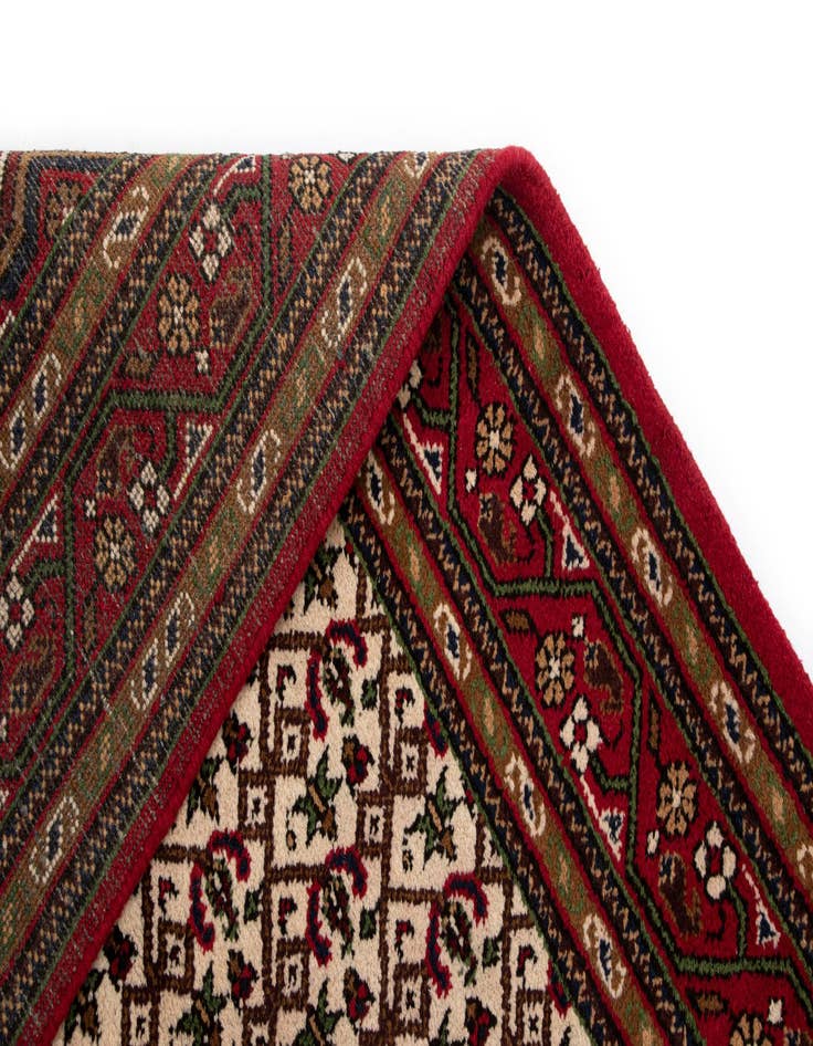 Detail image of  6' 6 x 9' 9 Allahabad Wool Rug