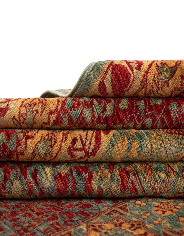 Detail image of  11' 10 x 15' 8 Amina Wool Rug