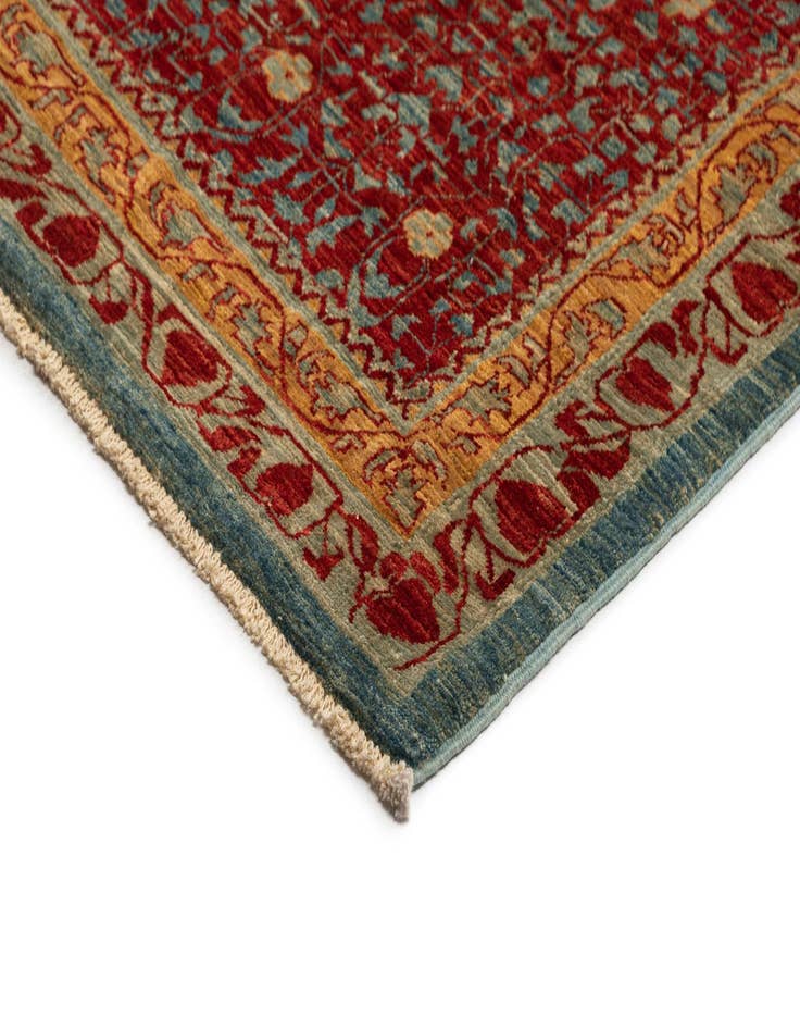 Detail image of  11' 9 x 15' 7 Amina Wool Rug