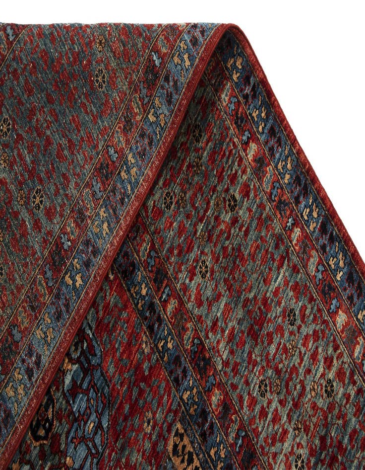 Detail image of  9' 8 x 13' 9 Amina Wool Rug