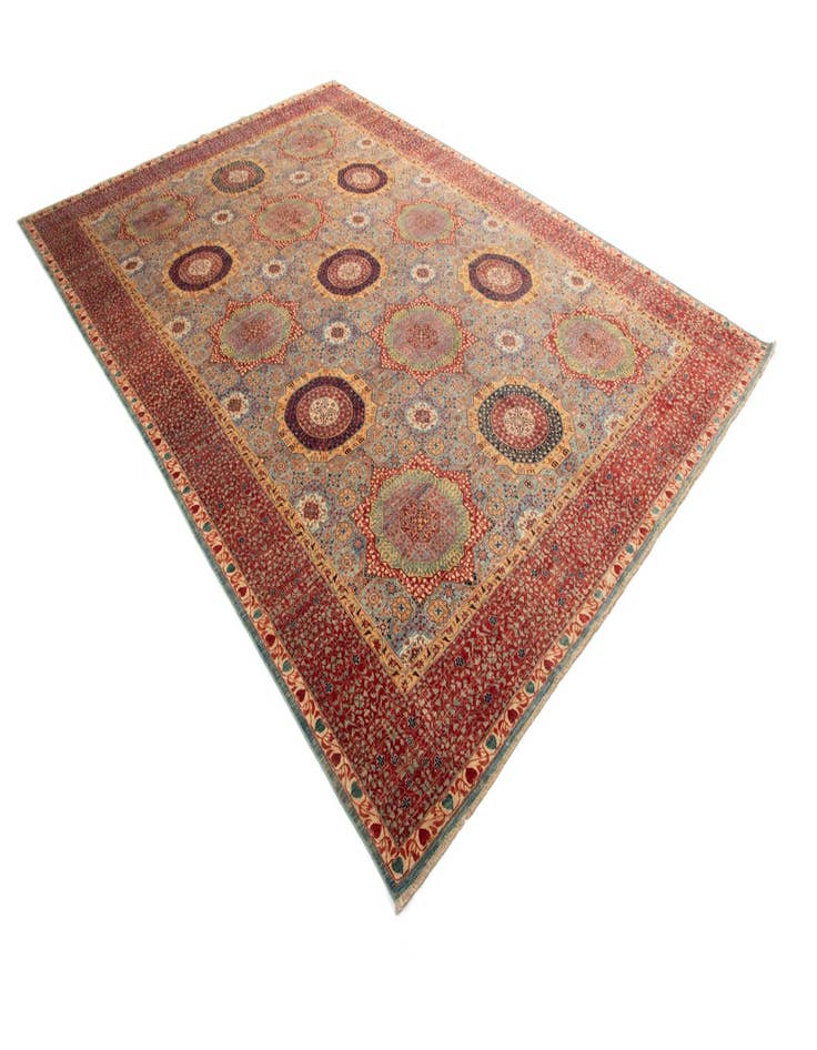 Detail image of 9' 7 x 13' 10 Amina Wool Rug