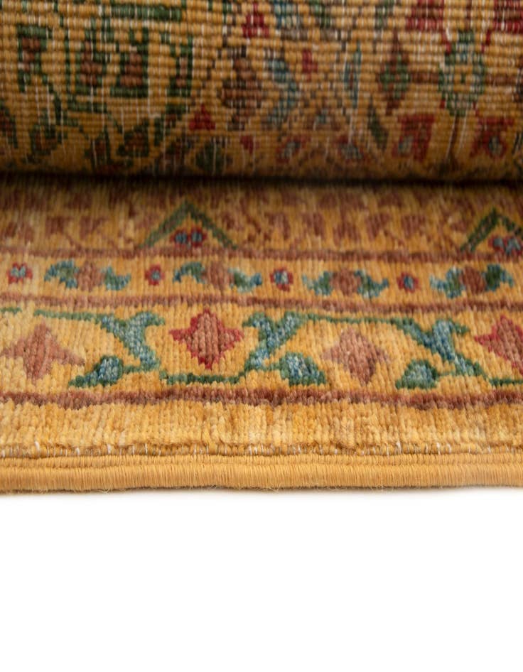 Detail image of  5' 7 x 7' 7 Amina Wool Rug