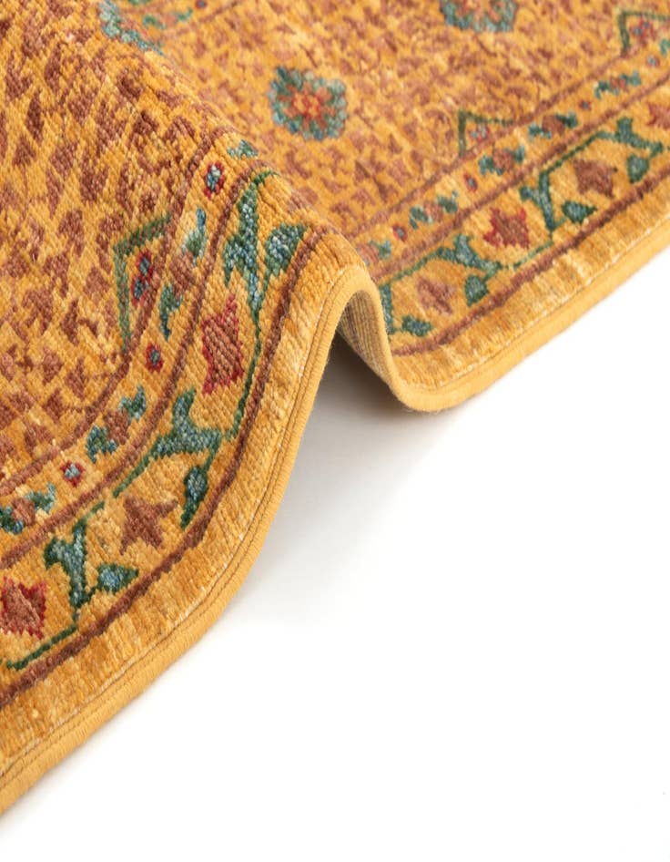 Detail image of  5' 7 x 7' 7 Amina Wool Rug